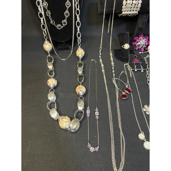 Vintage To Now Lot Silver tone Jewelry Necklace Bracelet Earrings Ring Brooch - Picture 6 of 10